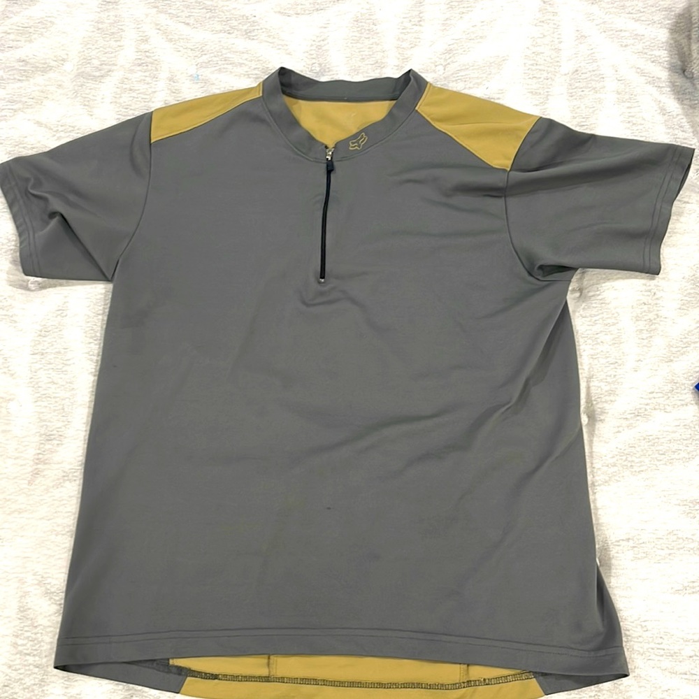 Fox biking shirt good condition